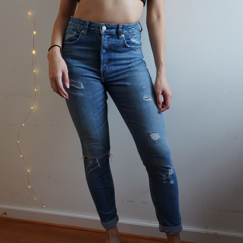 VINTAGE RIPPED JEANS - Picture 2 of 5